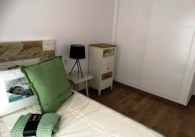 RAMBLA BEACH SEMIS