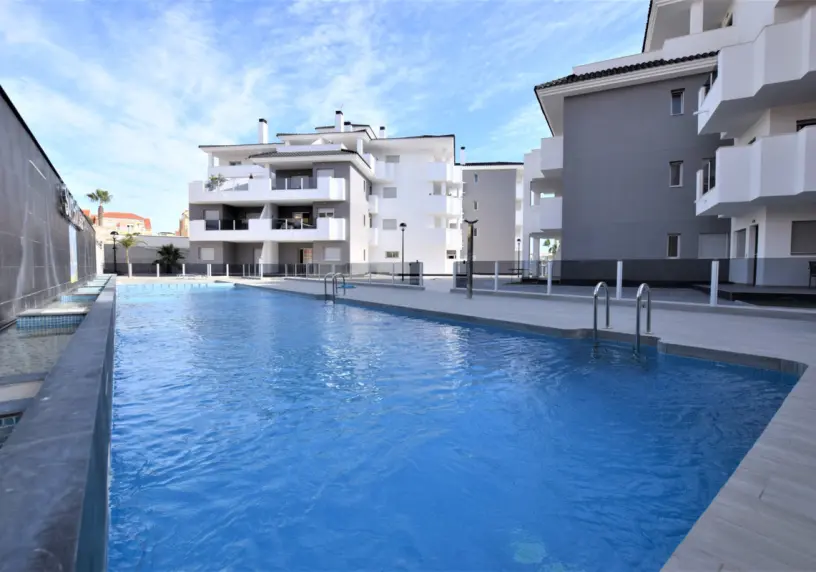 SUNGOLFBEACH