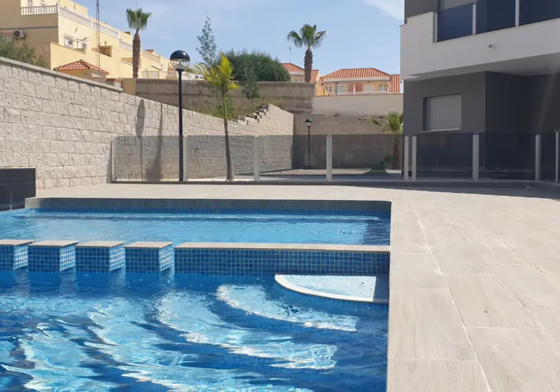 SUNGOLFBEACH