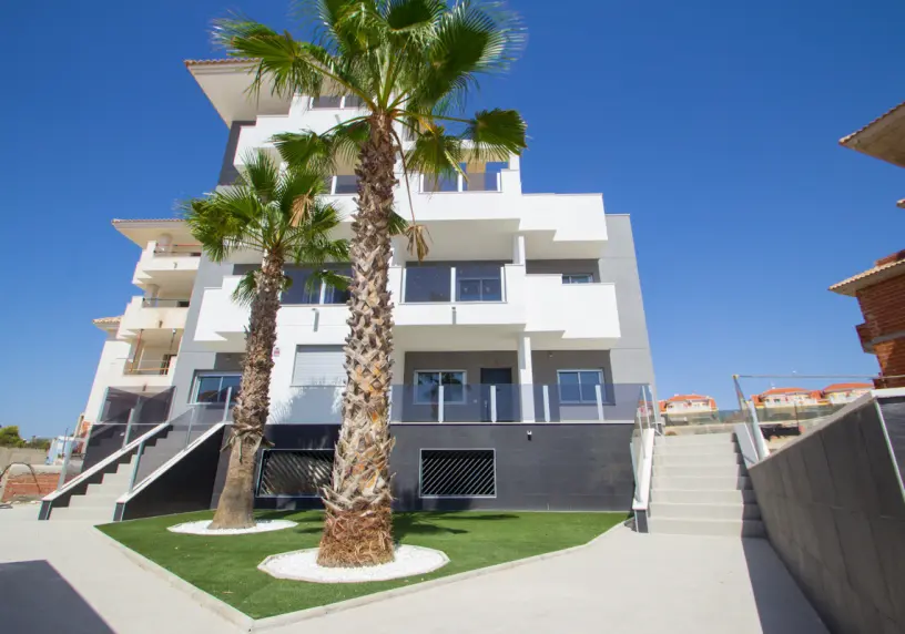 SUNGOLFBEACH