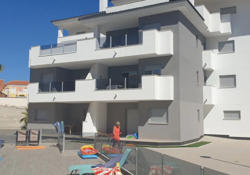 SUNGOLFBEACH