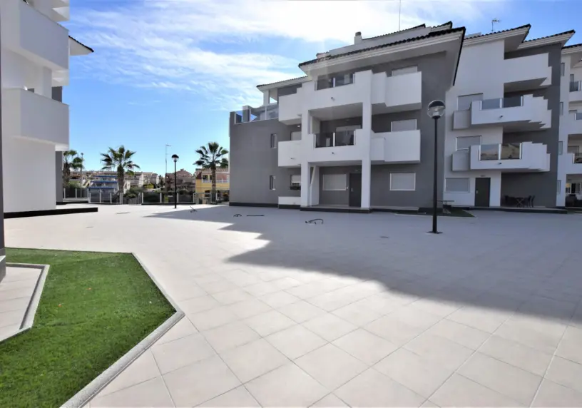 SUNGOLFBEACH