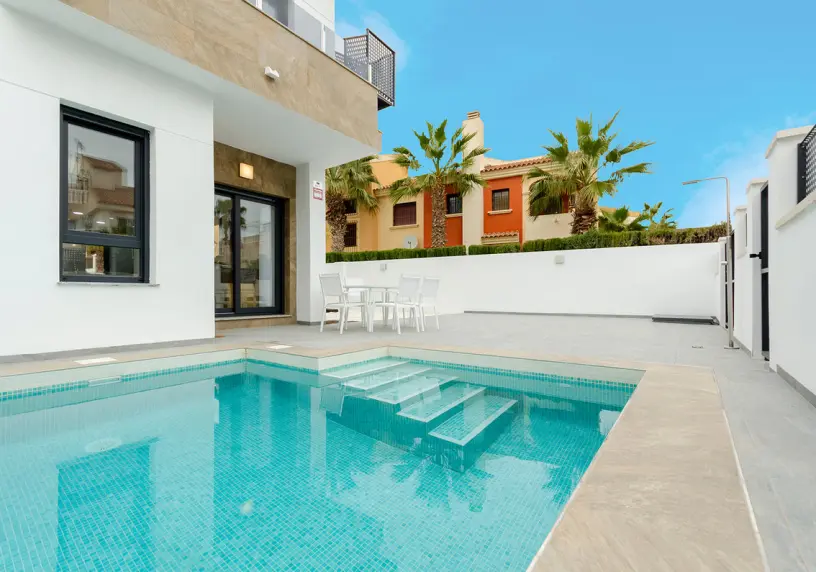 Laguna Rosa Villas - Torrevieja