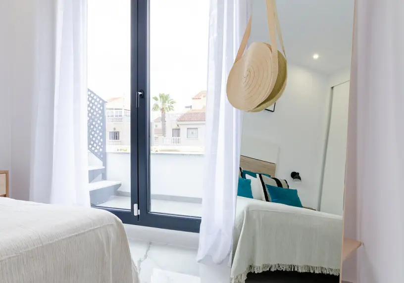 Laguna Rosa Villas - Torrevieja