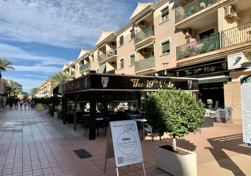 L.A. BEACH Signature Villas