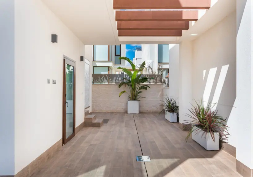 VILLAS LAS LAGUNAS - KEY READY
