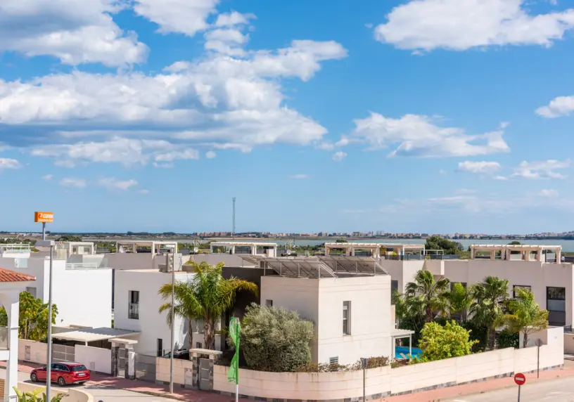 VILLAS LAS LAGUNAS - KEY READY