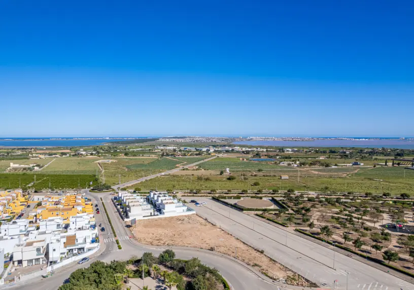 RESIDENCIAL LAGUNA AZUL - KEY READY!