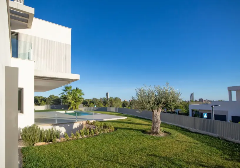 COSTABELLA RESIDENCES - Phase I