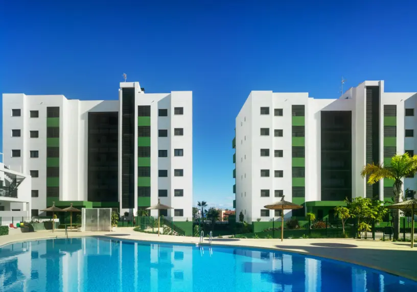 Residencial Lago Varese - Apartments