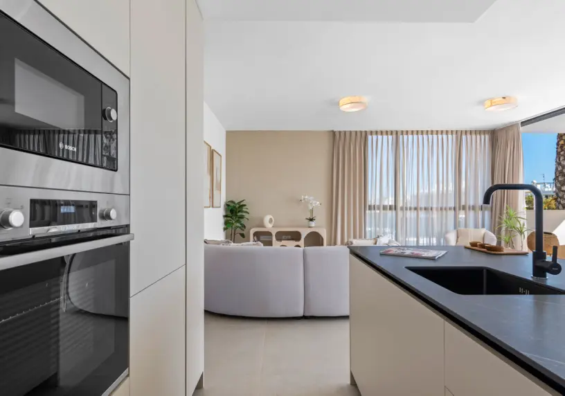 Antilia Apartment IV - KEY READY