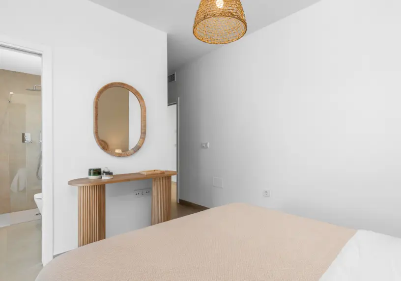 Antilia Apartment IV - KEY READY