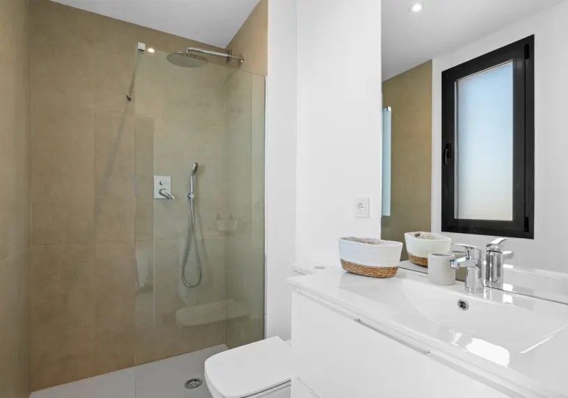 Antilia Apartment IV - KEY READY