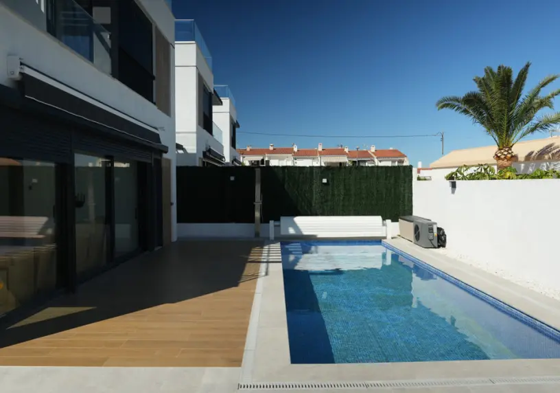 El Cedro Village - KEY READY